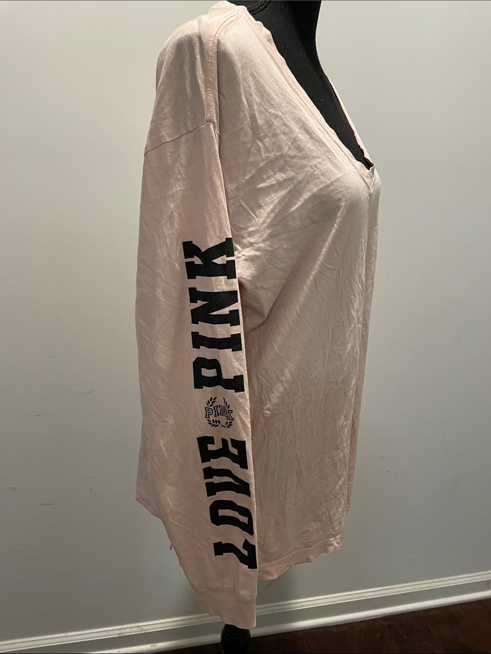 PINK Campus V-neck Long Sleeved Tee Size M Blush Pink Oversized Slouchy SpellOut